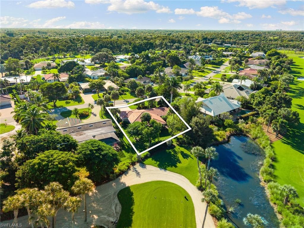 77 Cypress Point DR, NAPLES FL 34105-4