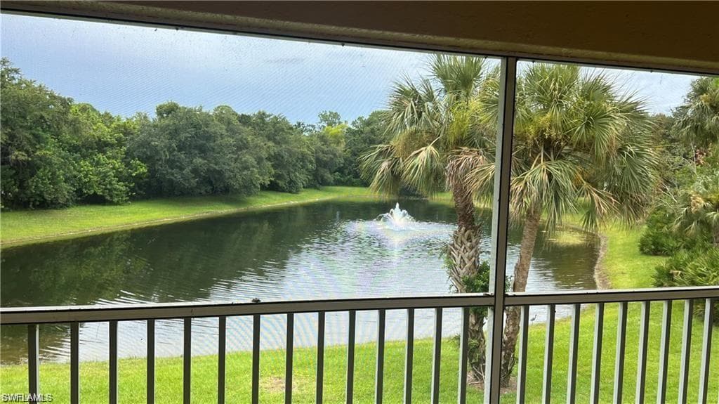 321 Robin Hood CIR # 201, NAPLES FL 34104-16