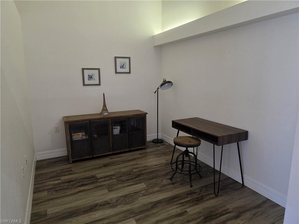 4940 Cougar CT S # 5, NAPLES FL 34109-3