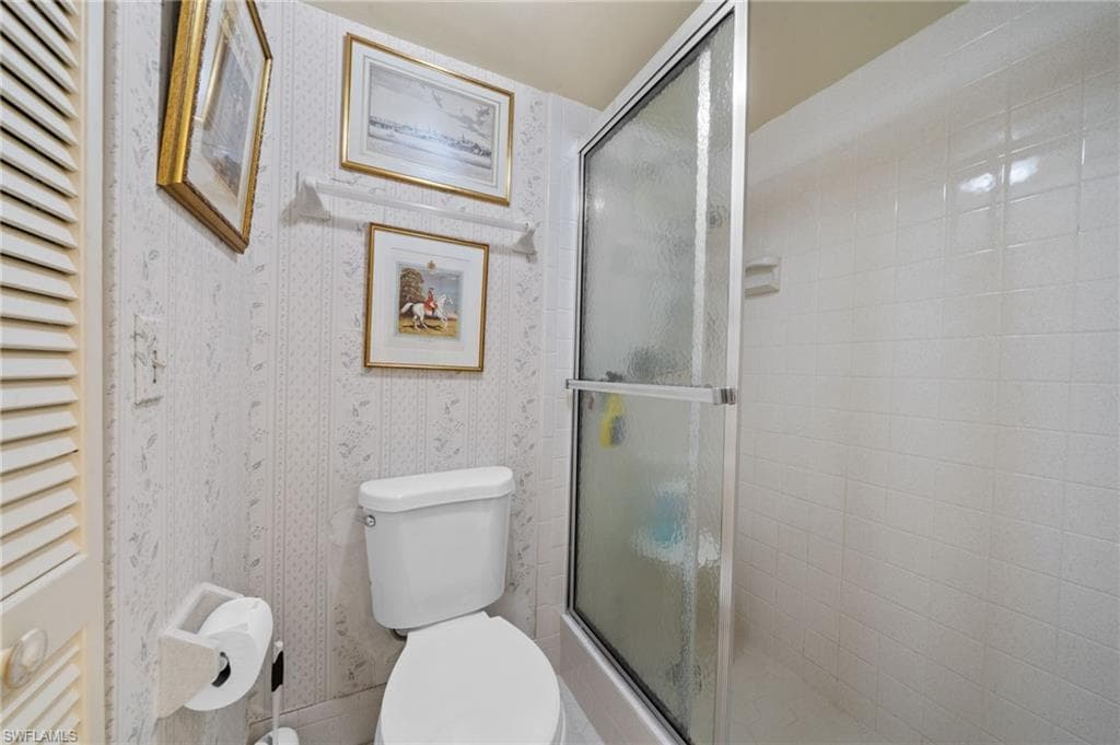 50 Glades BLVD # 1, NAPLES FL 34112-28