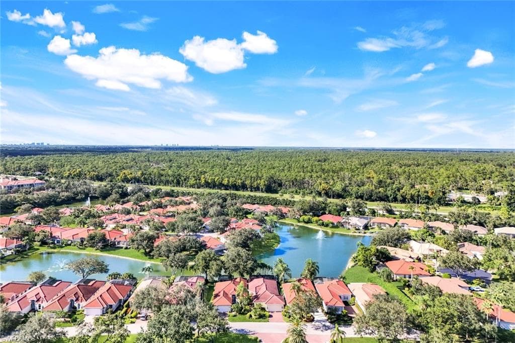915 Fountain RUN, NAPLES FL 34119-22