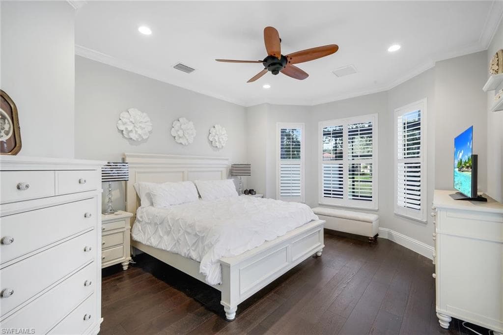 915 Fountain RUN, NAPLES FL 34119-12