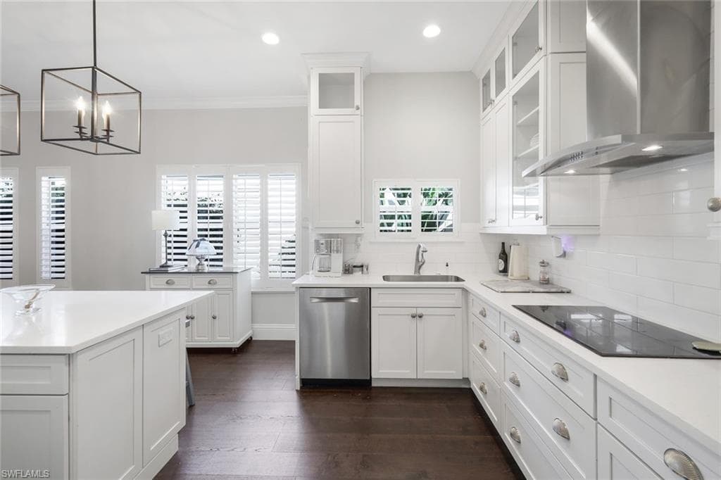 915 Fountain RUN, NAPLES FL 34119-11