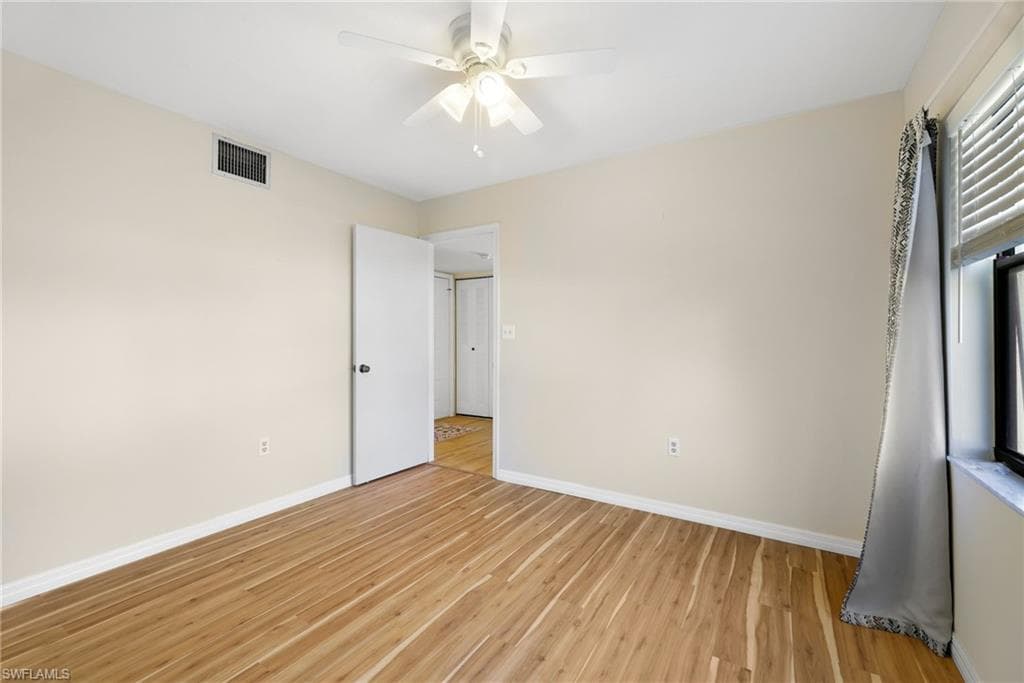 9270 Lake Park DR # 101, FORT MYERS FL 33919-19