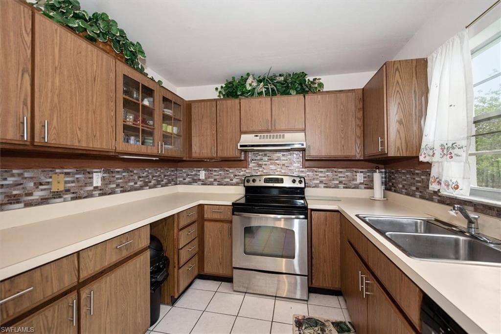 6852 Sandtrap DR # 4, FORT MYERS FL 33919-11