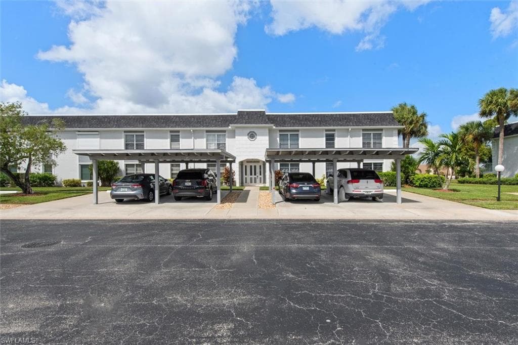 6852 Sandtrap DR # 4, FORT MYERS FL 33919-4