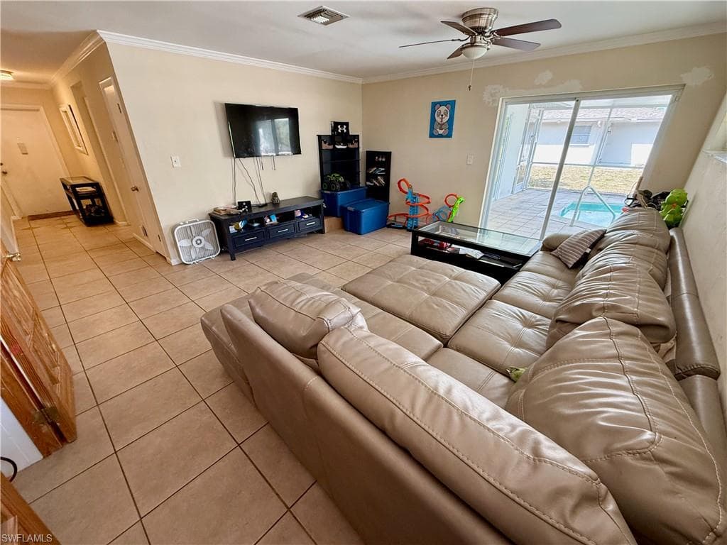 320 Hollywood ST, LEHIGH ACRES FL 33936-17