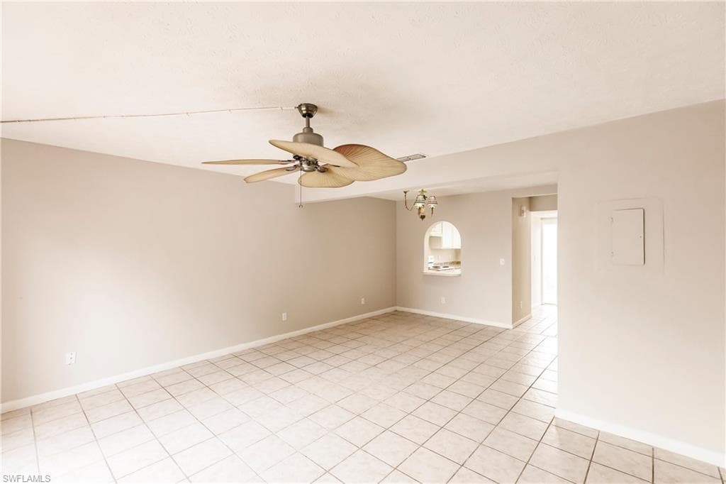 1123 SW 48th TER # 103, CAPE CORAL FL 33914-13