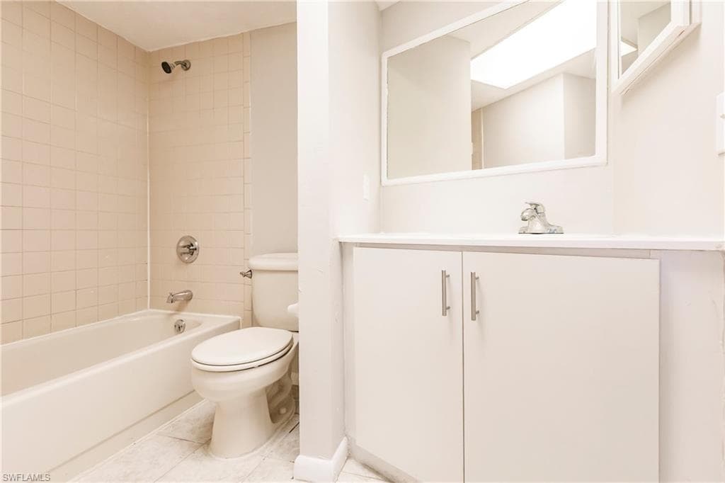 1123 SW 48th TER # 103, CAPE CORAL FL 33914-24
