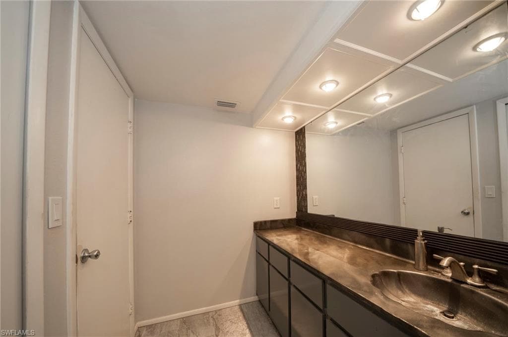 17451 Overhill DR # D, FORT MYERS FL 33908-46