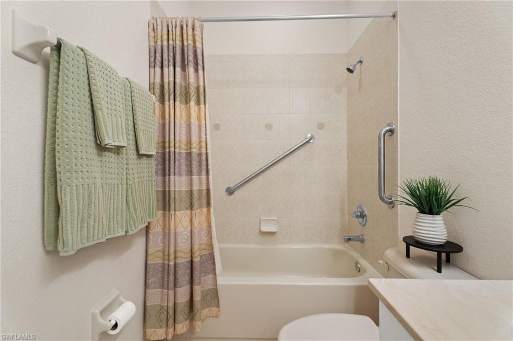 14981 Reflection Key CIR # 335, FORT MYERS FL 33907-17