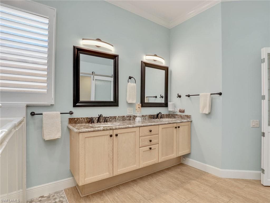 1774 Ivy Pointe CT, NAPLES FL 34109-29