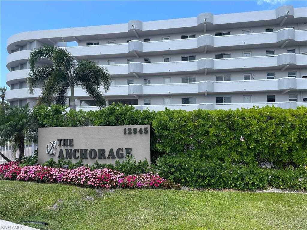12945 VANDERBILT DR # 306, NAPLES FL 34110-21