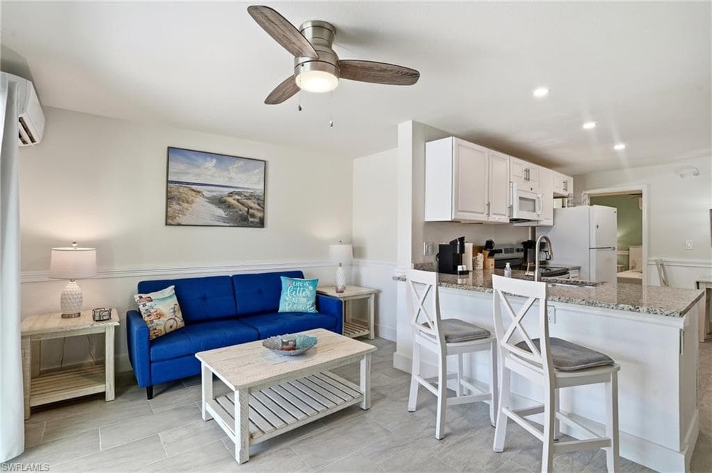 110 Bahia VIA, FORT MYERS BEACH FL 33931-12