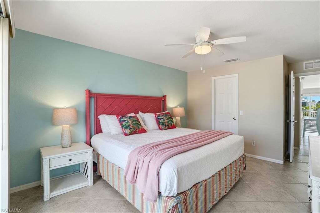 110 Bahia VIA, FORT MYERS BEACH FL 33931-34