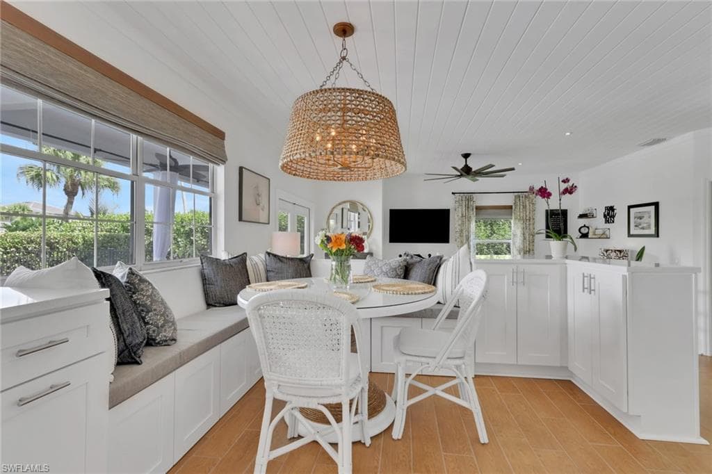 6555 Willow Lake CIR, FORT MYERS FL 33966-18