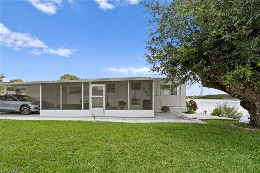 2012 S Olga DR # 25, FORT MYERS FL 33905-2