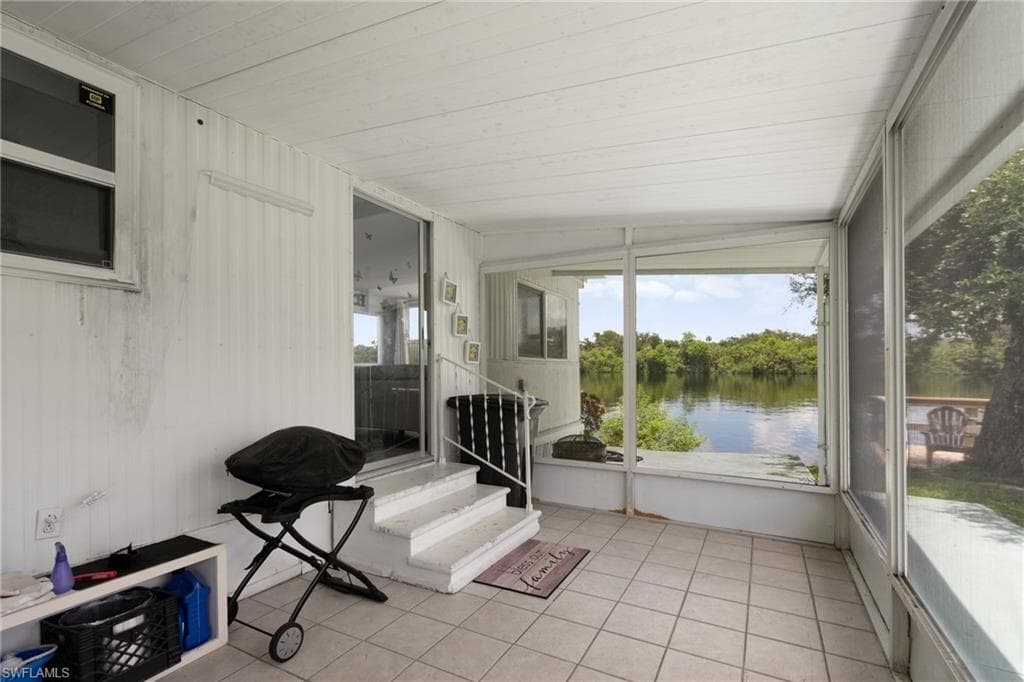 2012 S Olga DR # 25, FORT MYERS FL 33905-19