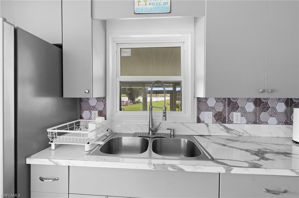 2012 S Olga DR # 25, FORT MYERS FL 33905-10