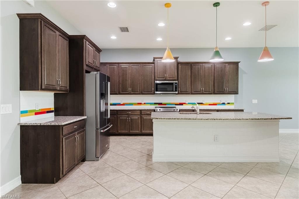 3149 Amadora CIR, CAPE CORAL FL 33909-12