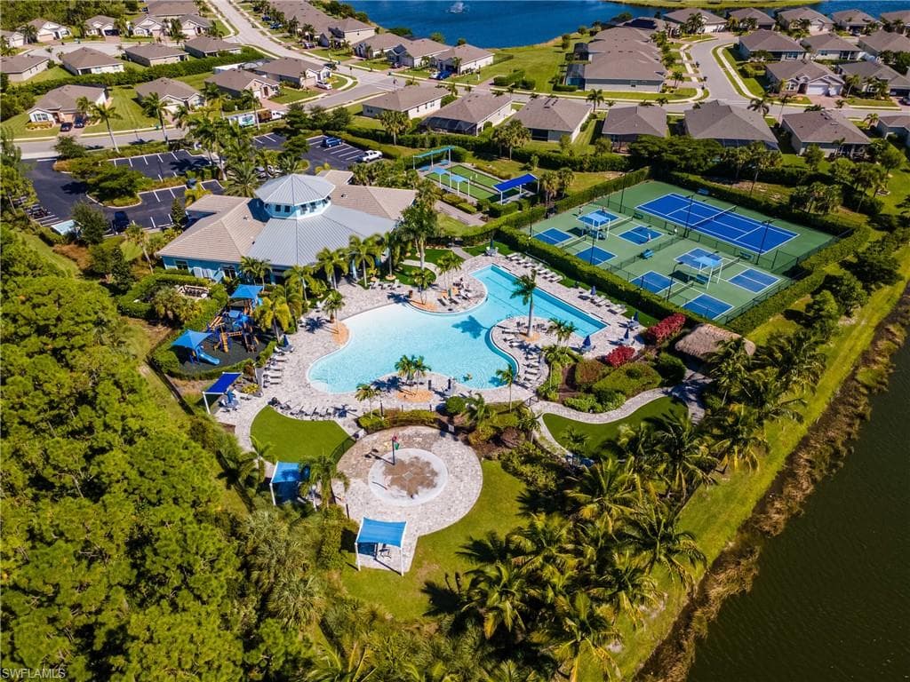 3149 Amadora CIR, CAPE CORAL FL 33909-33