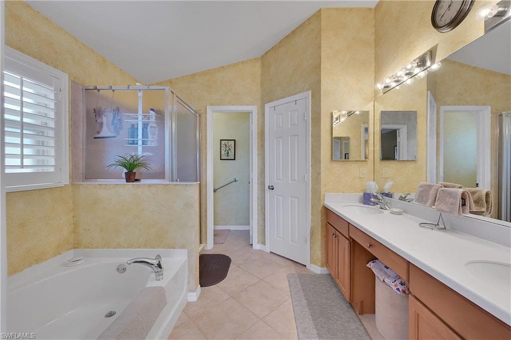 9609 Gladiolus Blossom CT, FORT MYERS FL 33908-20