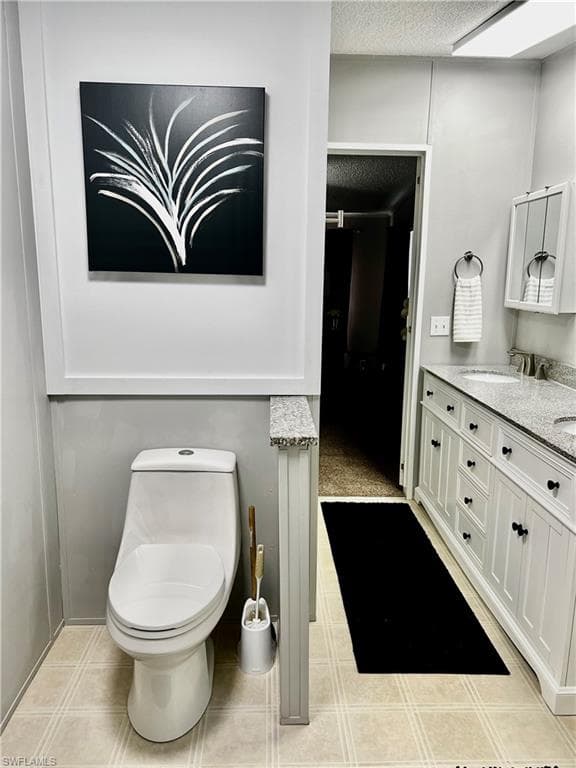 7623/7621 Breeze DR, NORTH FORT MYERS FL 33917-15