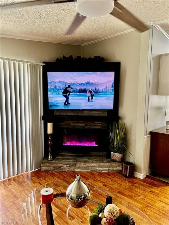 7623/7621 Breeze DR, NORTH FORT MYERS FL 33917-10