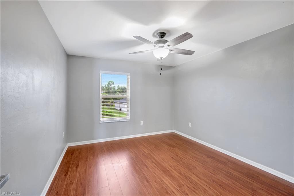 10337 Canal Brook LN, LEHIGH ACRES FL 33936-19