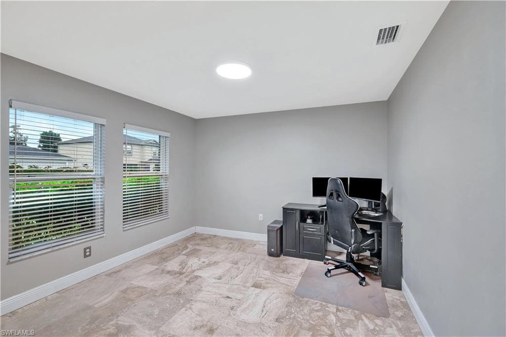 10337 Canal Brook LN, LEHIGH ACRES FL 33936-23