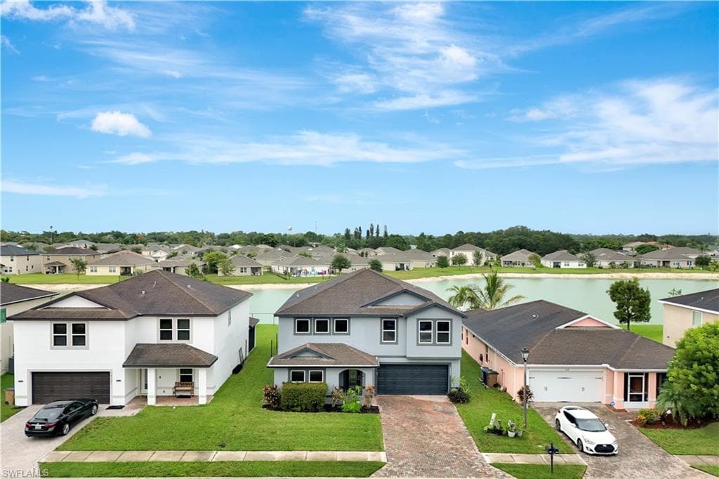 10337 Canal Brook LN, LEHIGH ACRES FL 33936-33