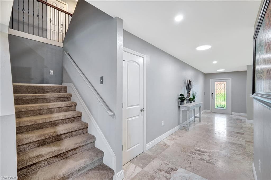 10337 Canal Brook LN, LEHIGH ACRES FL 33936-13