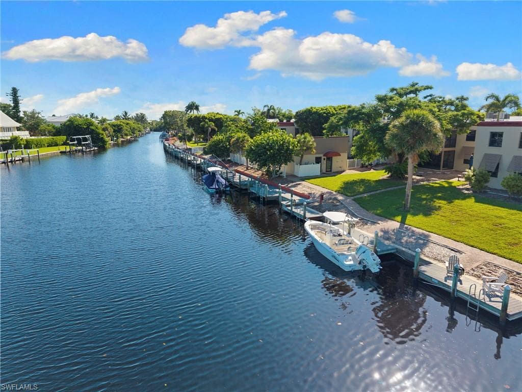 845 E Gulf DR # 121, SANIBEL FL 33957-42