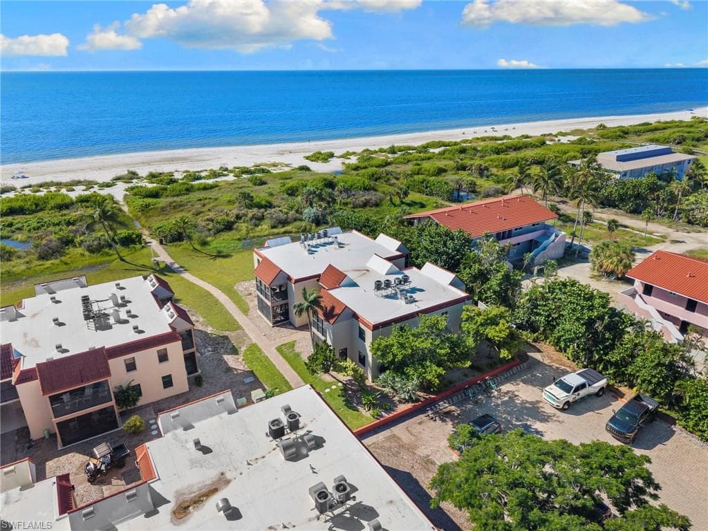 845 E Gulf DR # 121, SANIBEL FL 33957-35