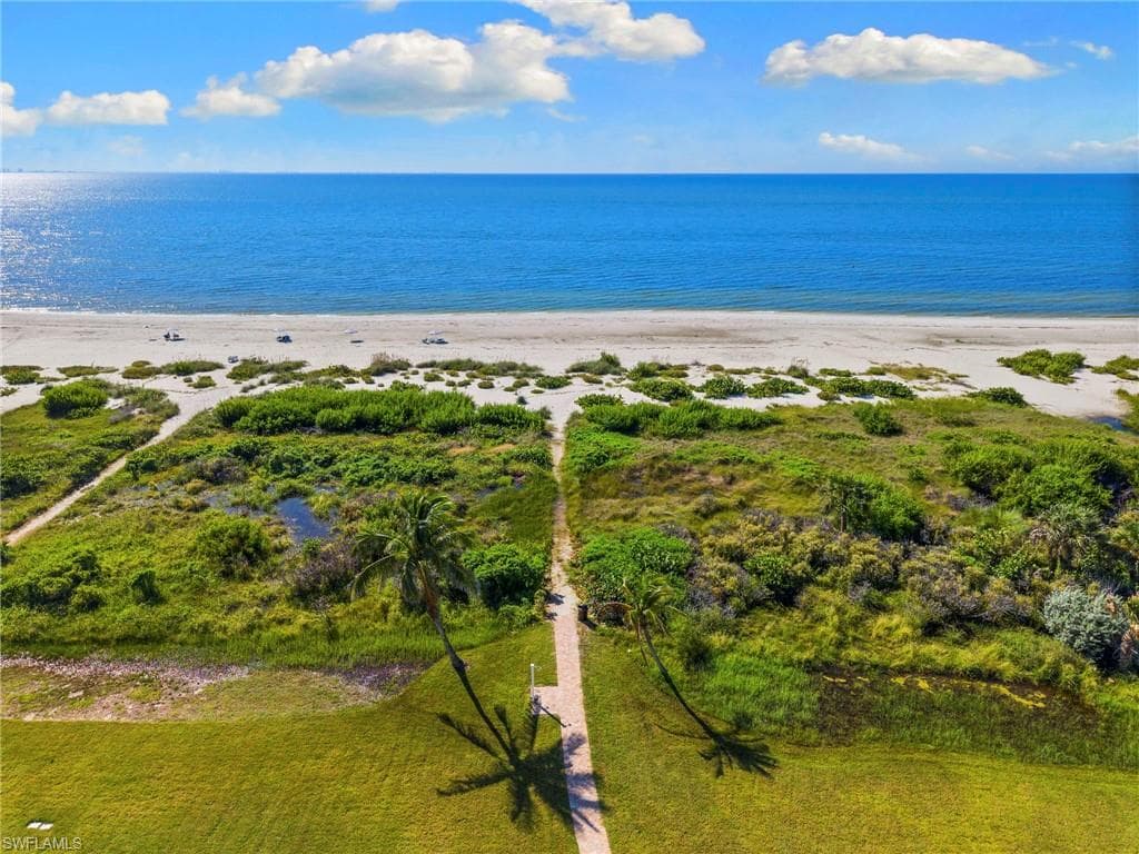 845 E Gulf DR # 121, SANIBEL FL 33957-29