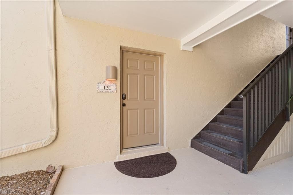 845 E Gulf DR # 121, SANIBEL FL 33957-30