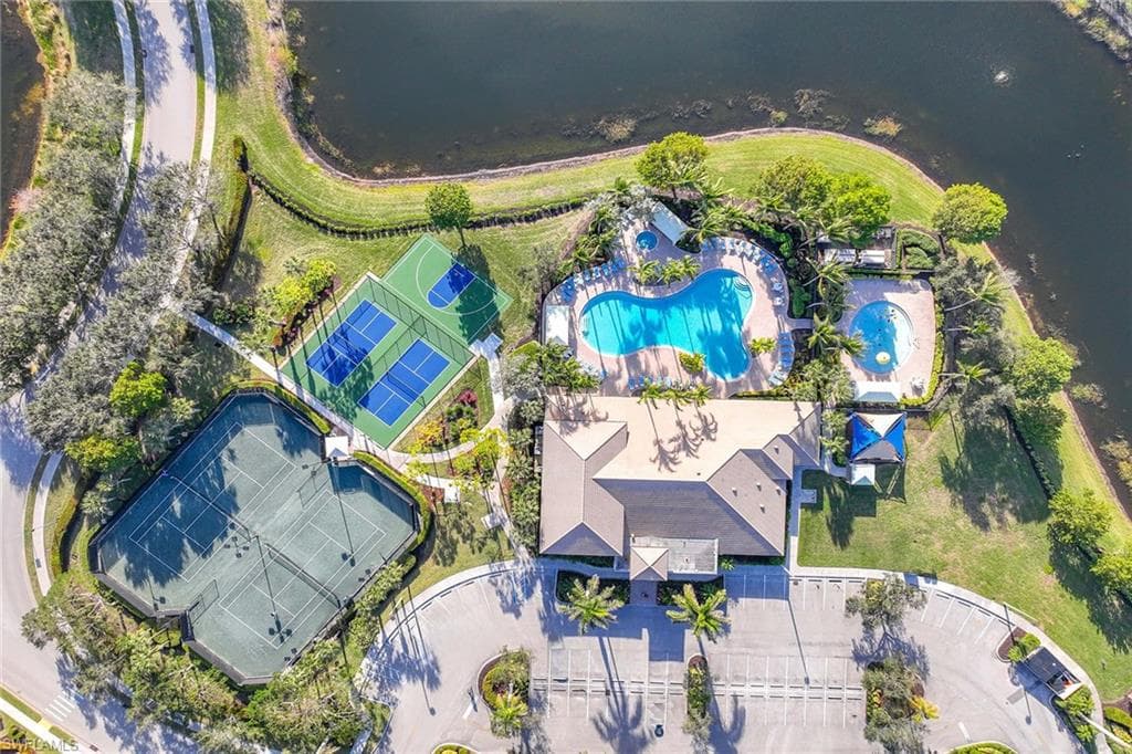 6542 Marbella DR, NAPLES FL 34105-31