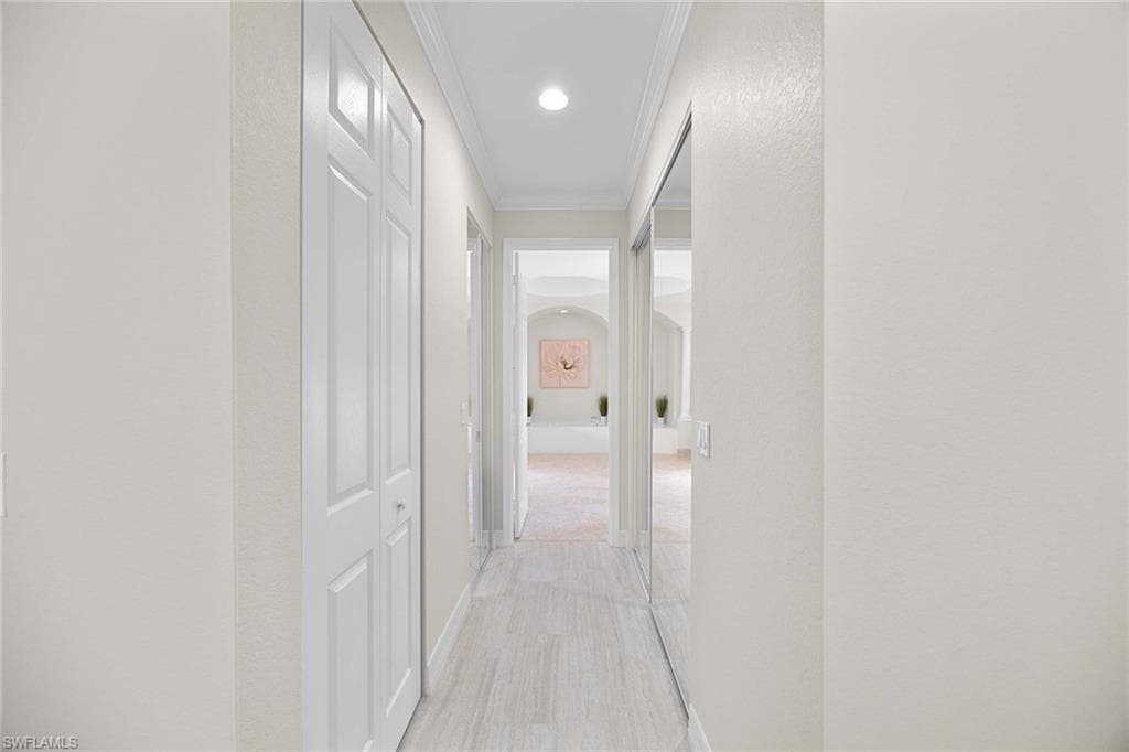 6542 Marbella DR, NAPLES FL 34105-19