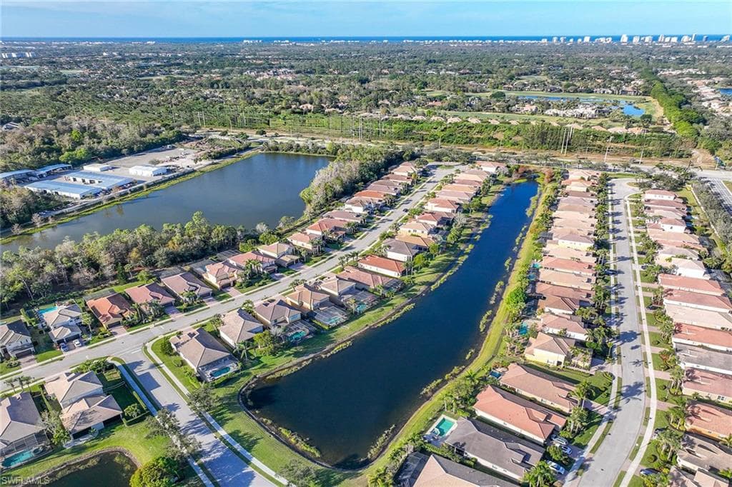 6542 Marbella DR, NAPLES FL 34105-32