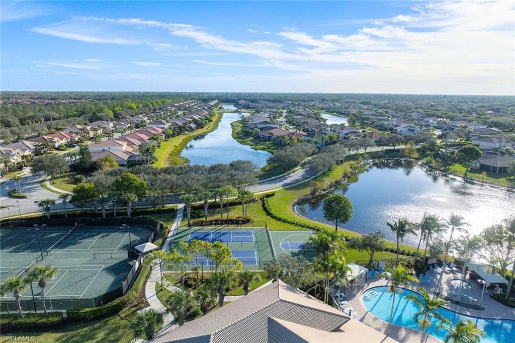 6542 Marbella DR, NAPLES FL 34105-38