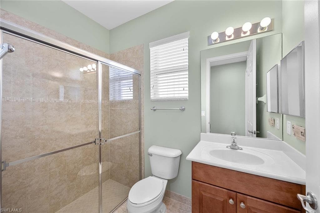 6542 Marbella DR, NAPLES FL 34105-24