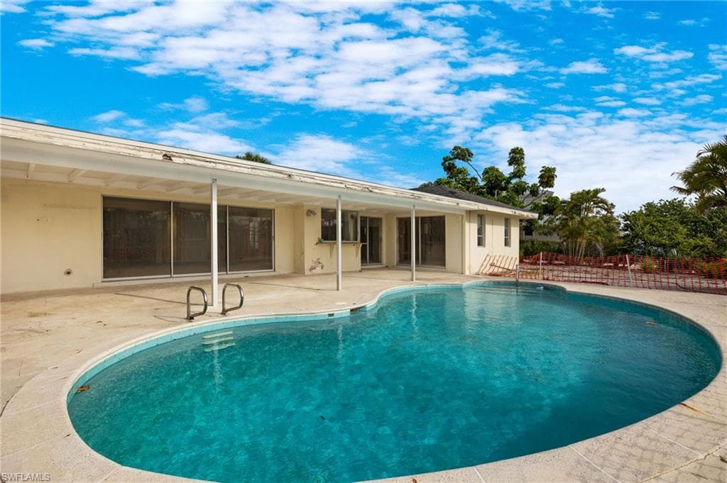 761 Limpet DR, SANIBEL FL 33957-9