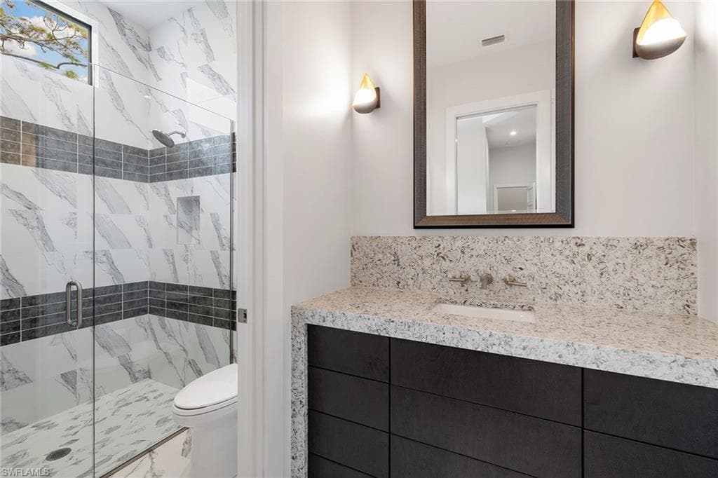 607 Myrtle RD, NAPLES FL 34108-40