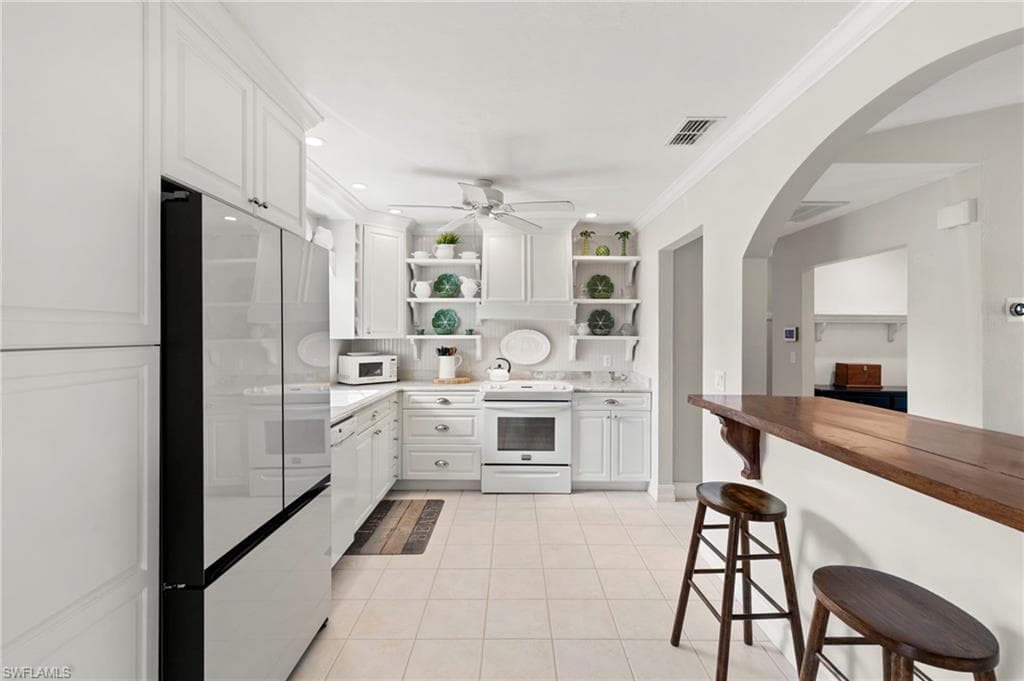 38 7th ST, BONITA SPRINGS FL 34134-7