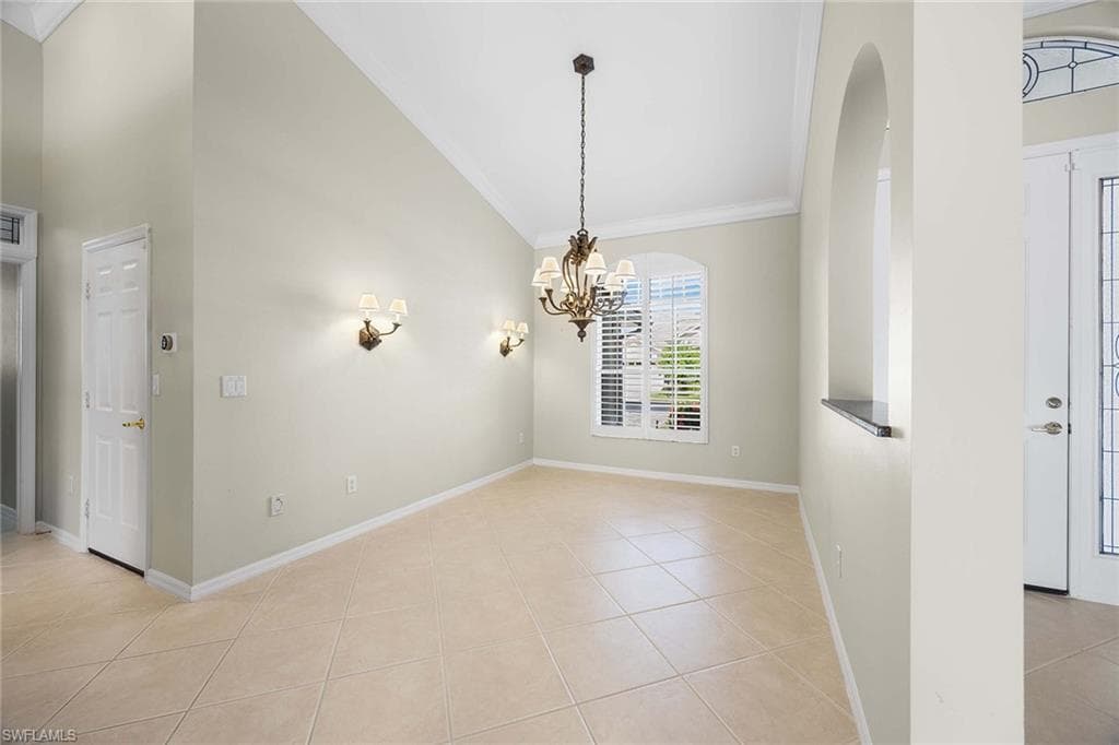 5024 Old Pond DR, NAPLES FL 34104-22