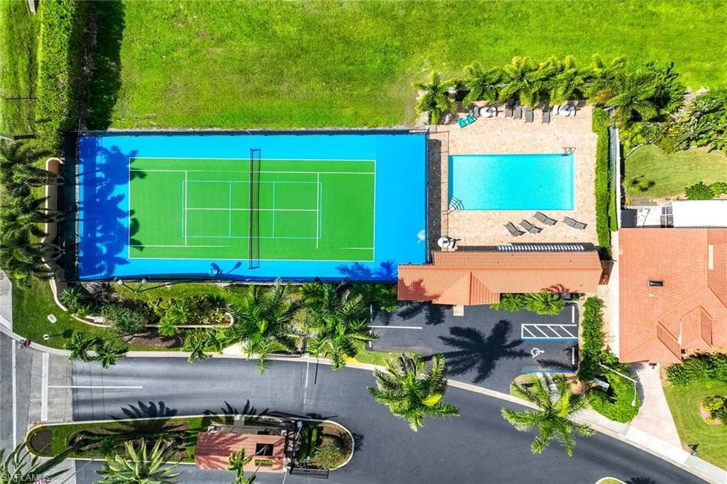 5024 Old Pond DR, NAPLES FL 34104-41