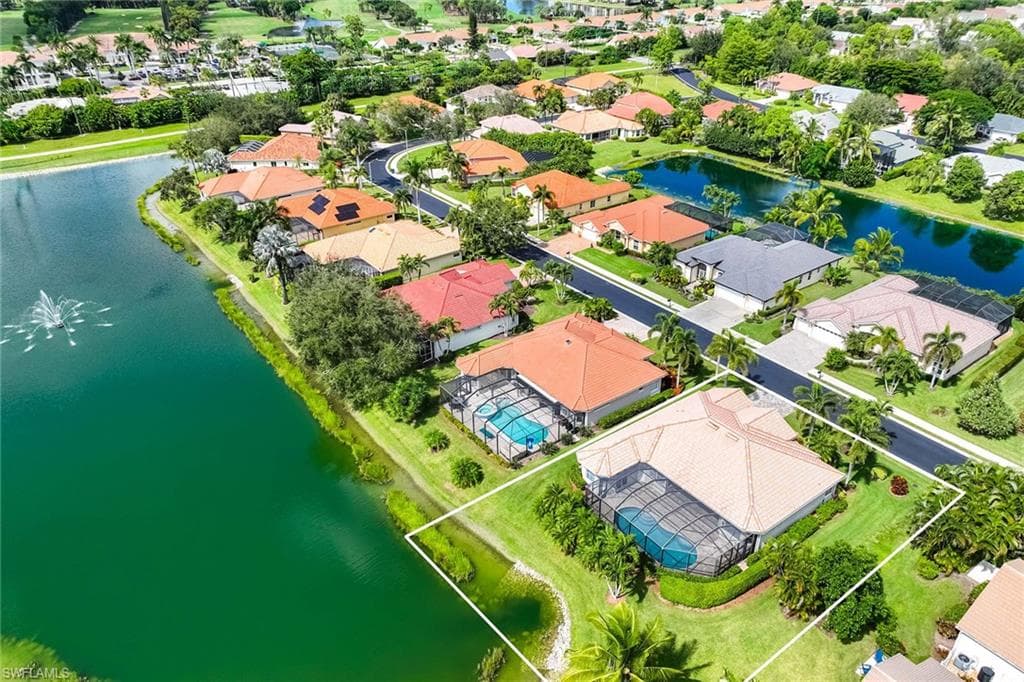 5024 Old Pond DR, NAPLES FL 34104-37