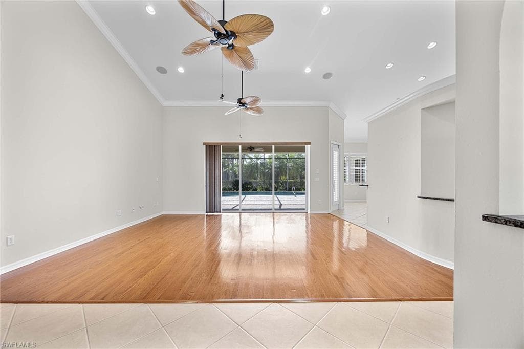 5024 Old Pond DR, NAPLES FL 34104-9