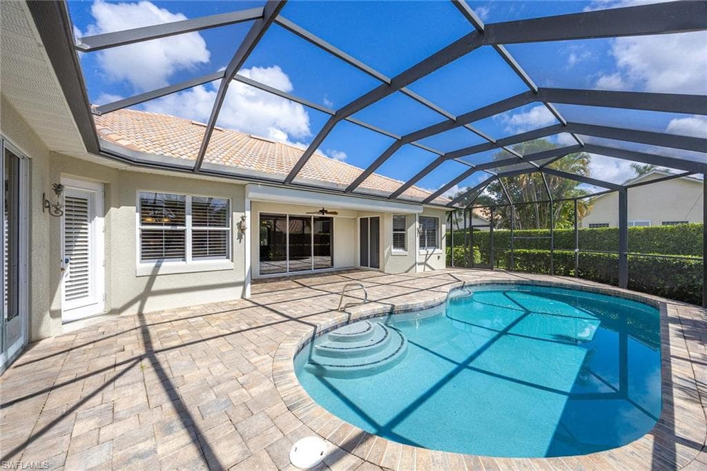5024 Old Pond DR, NAPLES FL 34104-32