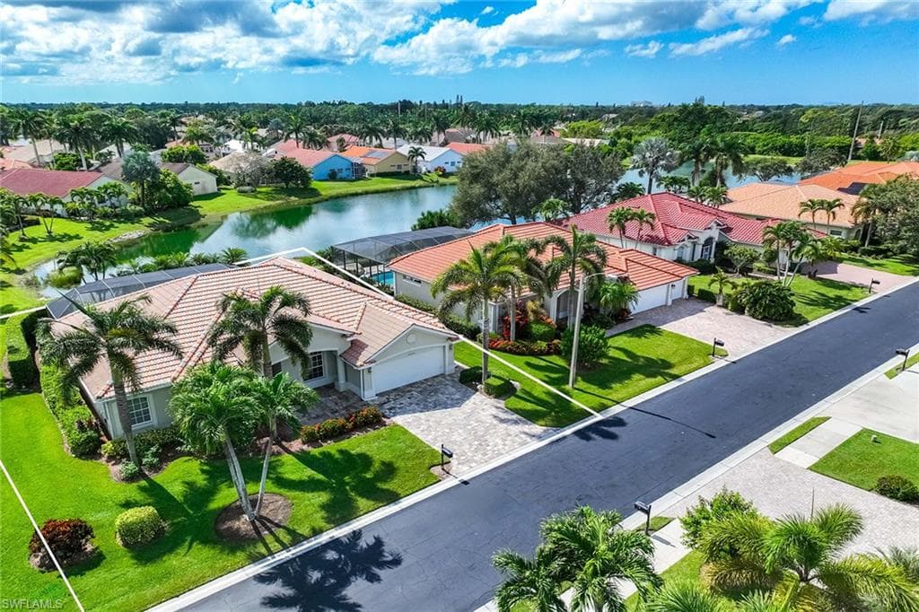 5024 Old Pond DR, NAPLES FL 34104-3